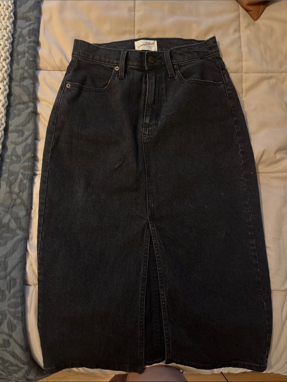 Universal Thread Black Denim Midi Skirt with Front Slit - Women Jeans